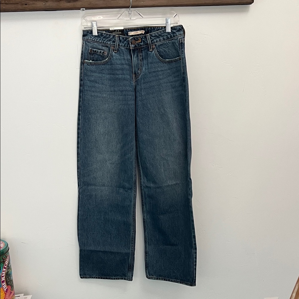 Levi’s Low Loose 26x32 NWT